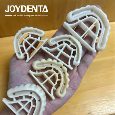 Coronas de zircônio de aparência natural, pontes, incrustações e incrustações